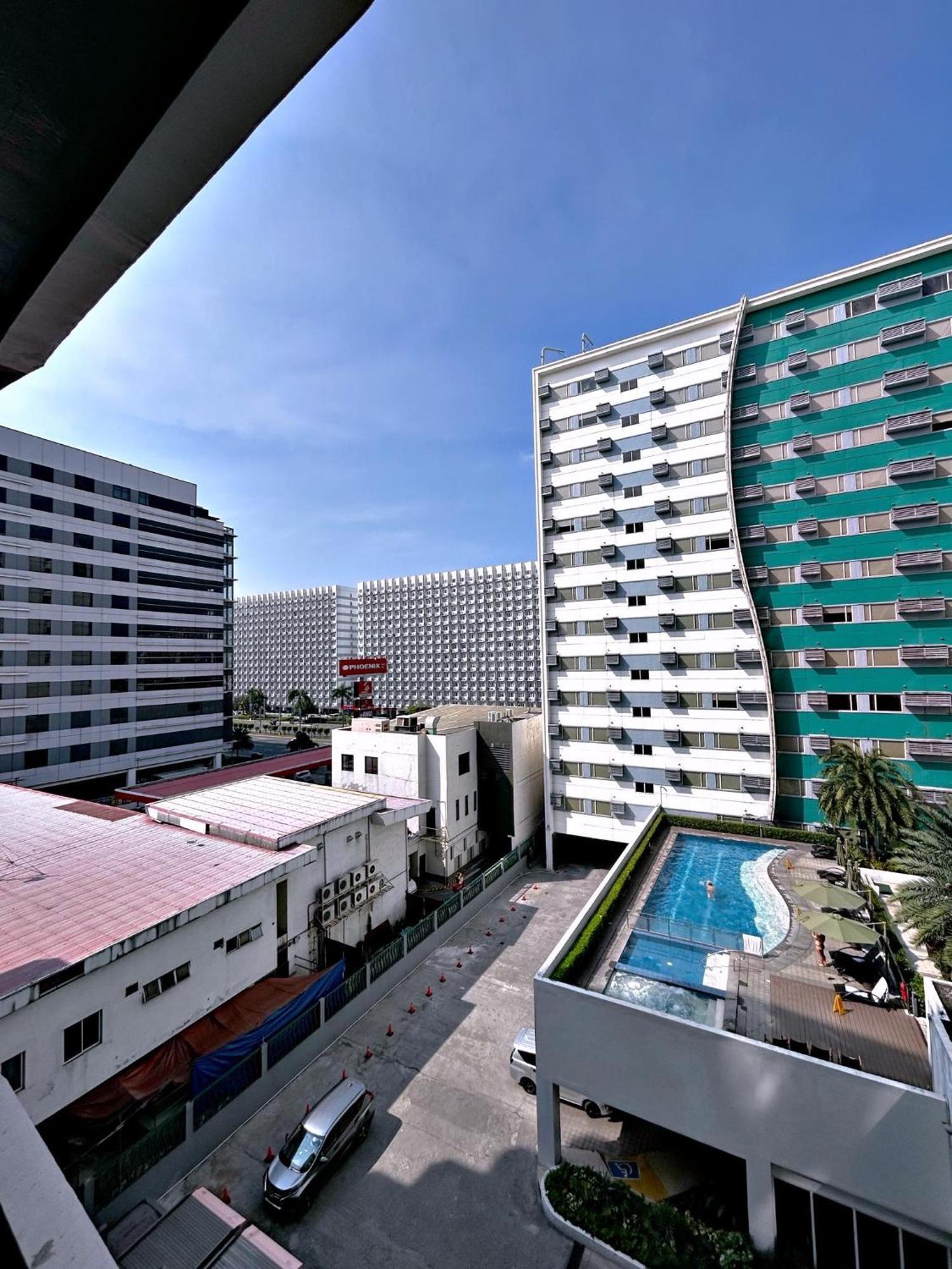 Cozypura Staycation Near Moa, Airport , With Free Fast Wifi, Netflix And Pay Parking Pasay Exterior foto